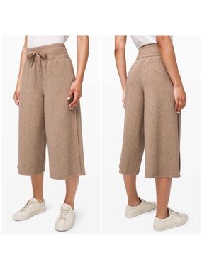 lululemon athletica Retreat Yourself Crop Pants Women’s  Heathered Soft Sand 2